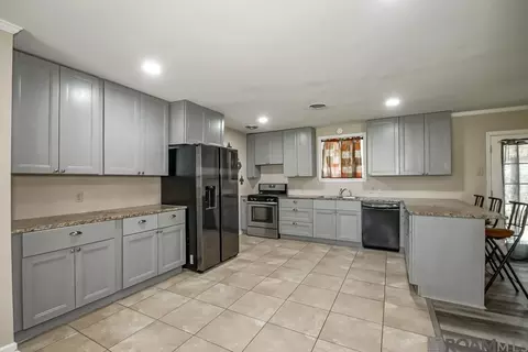 5388 Goodland Dr, Greenwell Springs, LA 70739