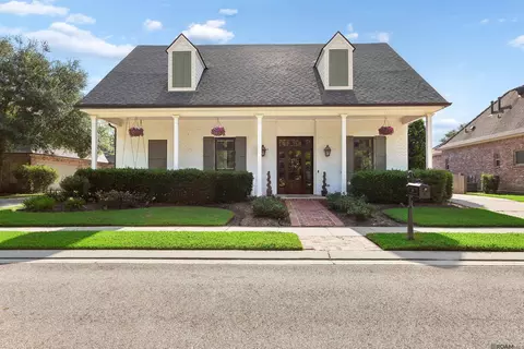 3012 Grand Field Ave, Baton Rouge, LA 70810