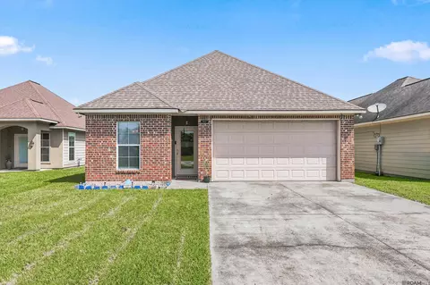5657 Magnolia De Christophe Dr, Carville, LA 70721
