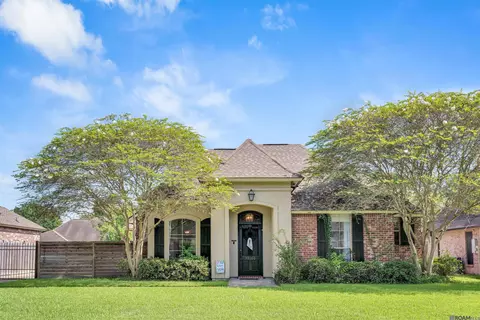 39100 S Angelle Ct, Gonzales, LA 70737