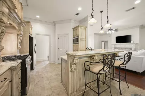 Kitchen - 13308 Williamsburg Dr, Walker, LA 70785 photo 4 of 4