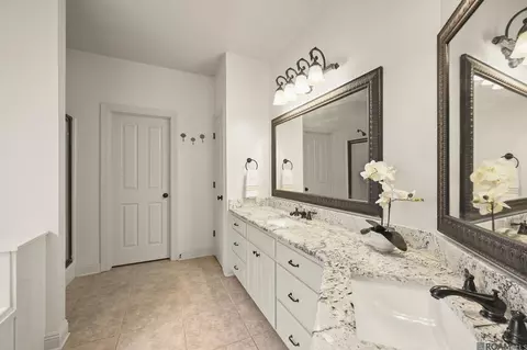 Bath - 13308 Williamsburg Dr, Walker, LA 70785 photo 1 of 4