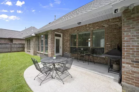 Exterior - 13308 Williamsburg Dr, Walker, LA 70785 photo 4 of 5