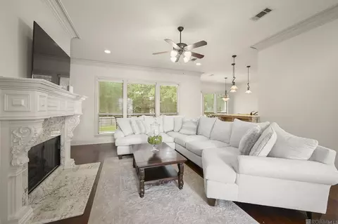 Living - 13308 Williamsburg Dr, Walker, LA 70785 photo 1 of 2