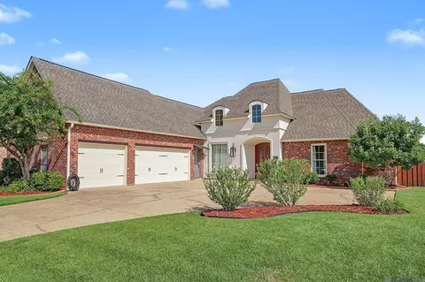 18541 Lake Stream Dr, Greenwell Springs, LA 70739