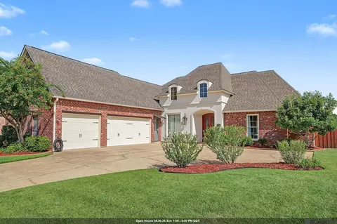 18541 Lake Stream Dr, Greenwell Springs, LA 70739
