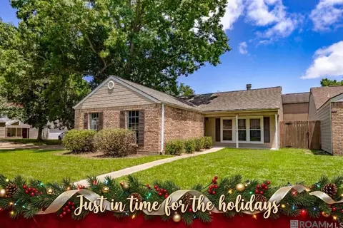 570 Bonarbridge Dr, Baton Rouge, LA 70808