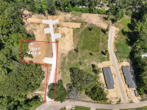 6963 Chandler Bluff Rd, Denham Springs, LA 70706