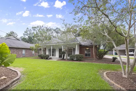 9757 Shiloh Ct, Denham Springs, LA 70726