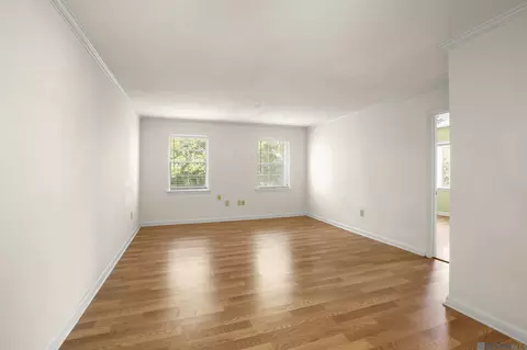 4735 Government St # 316, Baton Rouge, LA 70806