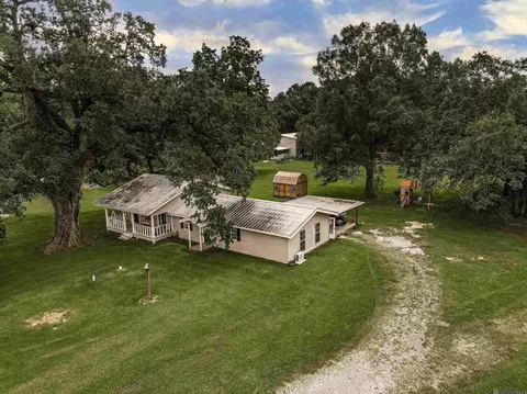 Exterior - 35467 La Hwy 74, Geismar, LA 70734 photo 7 of 11