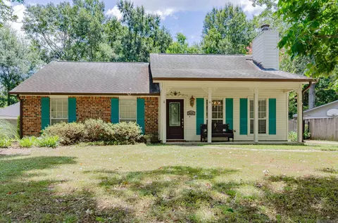 1616 Hobbiton Rd, Baton Rouge, LA 70810