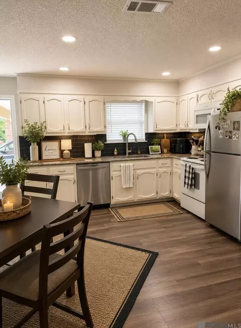 Kitchen - 4402 Harding St, Baker, LA 70714 photo 1 of 1