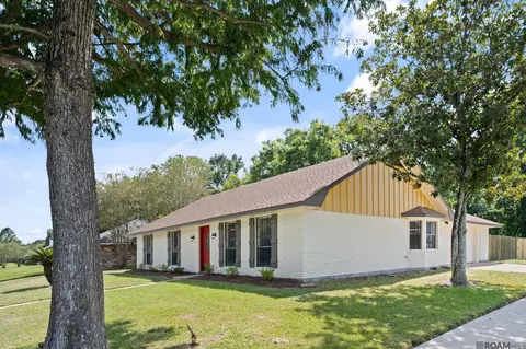 Exterior - 609 Sandra Dr, Baker, LA 70714 photo 2 of 3