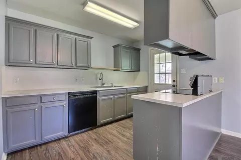 Kitchen - 13953 J R Dr, Walker, LA 70785 photo 1 of 1