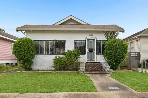 8519 Pritchard Pl, New Orleans, LA 70118