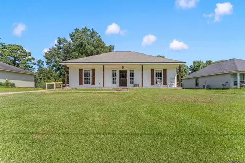 20705 Vincent Acres Cir, Denham Springs, LA 70726