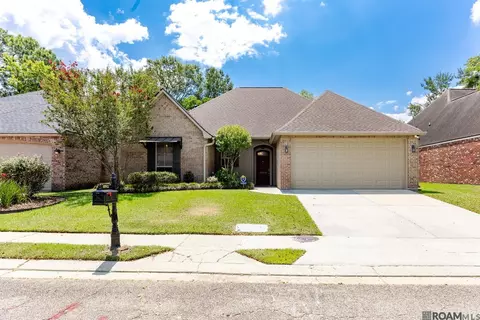 10902 Woodleaf Ave, Baton Rouge, LA 70816