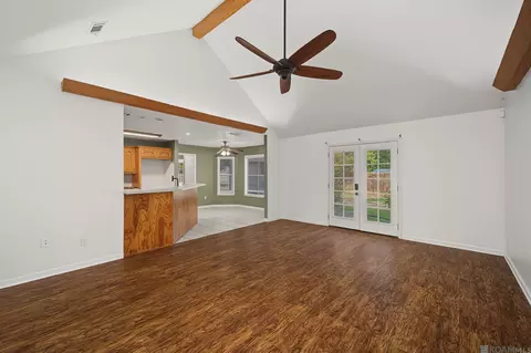 Living - 13120 Joycelynn Rd, Walker, LA 70785 photo 2 of 2
