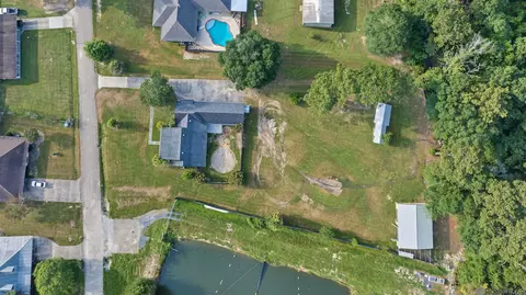 View/Area - 13120 Joycelynn Rd, Walker, LA 70785 photo 1 of 2