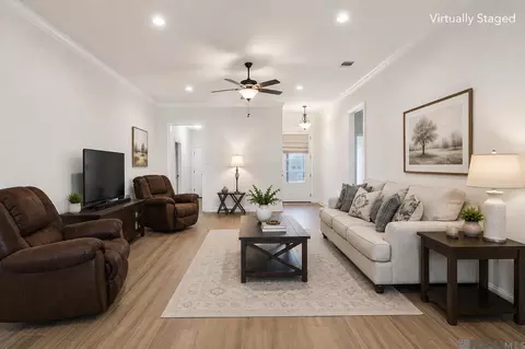 41177 Coastline Ave, Gonzales, LA 70737