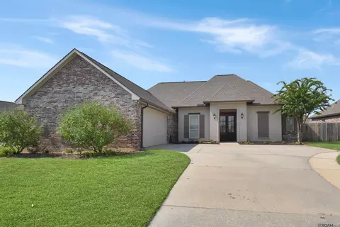 40448 Emmy Ave, Prairieville, LA 70769