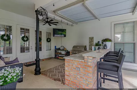 6364 Beau Douglas Ave, Gonzales, LA 70737