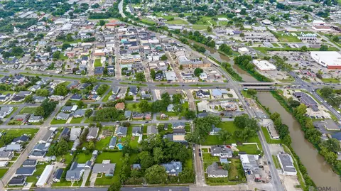 View/Area - 206 E 2nd St, Thibodaux, LA 70301 photo 6 of 11