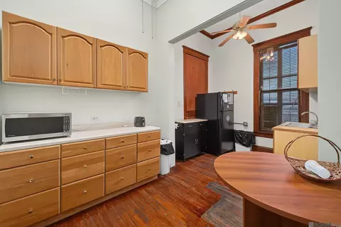 Kitchen - 206 E 2nd St, Thibodaux, LA 70301 photo 1 of 2