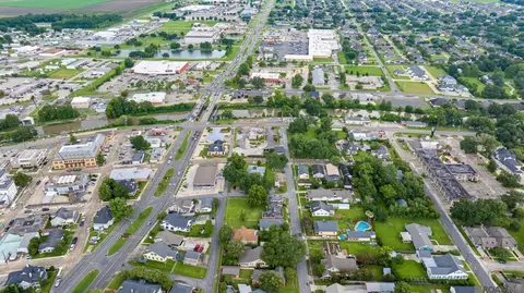View/Area - 206 E 2nd St, Thibodaux, LA 70301 photo 8 of 11
