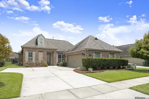 3240 Meadow Grove Ave, Zachary, LA 70791