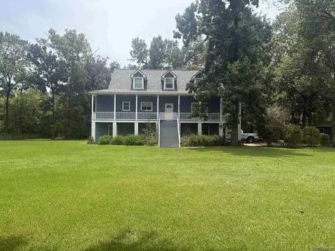 18911 Tall Oaks Ct, Baton Rouge, LA 70817