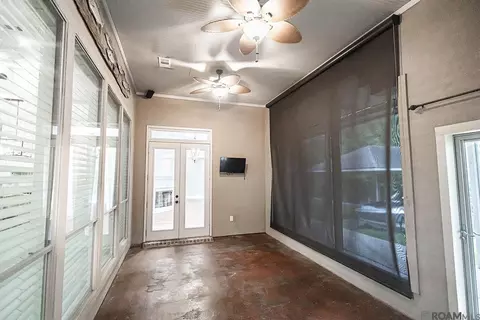 Exterior - 21495 Yellowfin Dr, Springfield, LA 70462 photo 2 of 4