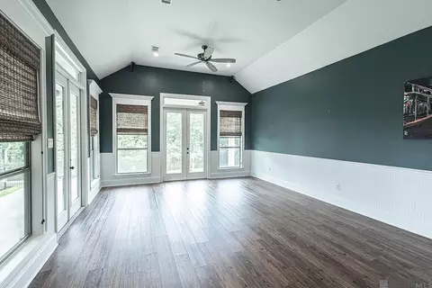 Living - 21495 Yellowfin Dr, Springfield, LA 70462 photo 3 of 3