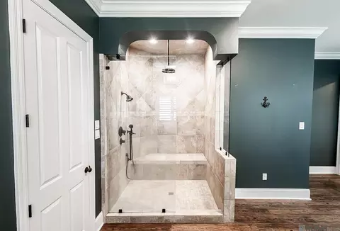 Bath - 21495 Yellowfin Dr, Springfield, LA 70462 photo 4 of 9