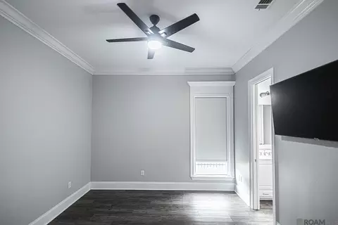 Bedroom - 21495 Yellowfin Dr, Springfield, LA 70462 photo 3 of 3