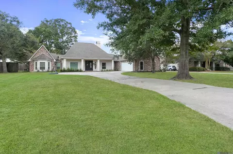 7471 Estelle Dr, Denham Springs, LA 70726