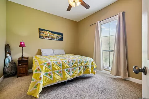 Bedroom - 29700 Henderson Ln, Walker, LA 70785 photo 1 of 2