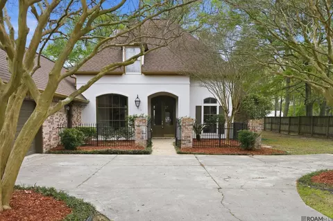 17202 Sweet Olive Dr, Baton Rouge, LA 70817