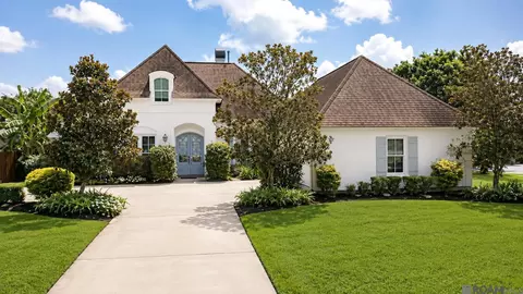 16476 Spanish Oaks Blvd, Prairieville, LA 70769