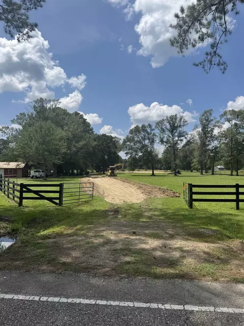 30431 Greenwell Springs Rd, Greenwell Springs, LA 70739