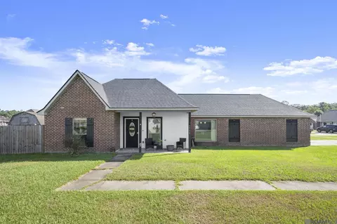 34276 Hawks Cv, Denham Springs, LA 70706