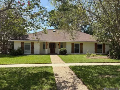 2316 Laurelwood Dr, Baton Rouge, LA 70816