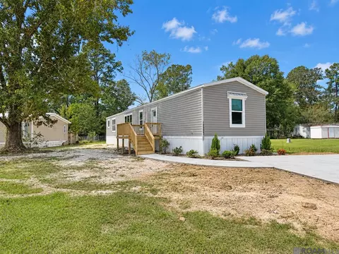 15323 E Beaver Dr, Pride, LA 70770 photo 2