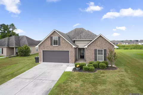 26627 Evangeline Trace Blvd, Denham Springs, LA 70726