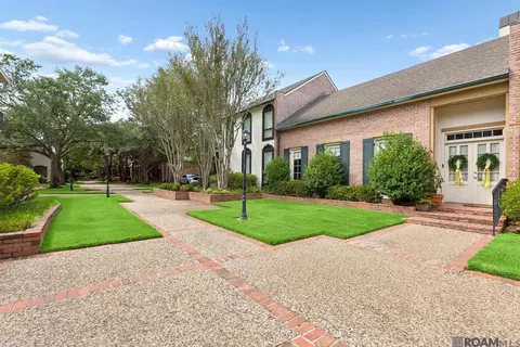 12 Jamestowne Ct, Baton Rouge, LA 70809