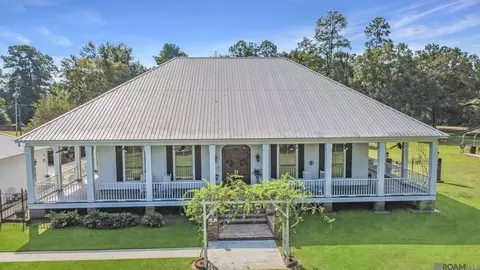 13850 Old Greenwell Springs Rd, Greenwell Springs, LA 70739