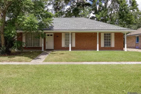 921 Briarrose Dr, Baton Rouge, LA 70810
