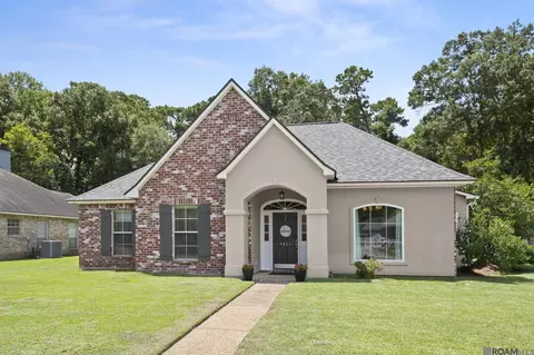5411 Sophie Anne Dr, Zachary, LA 70791