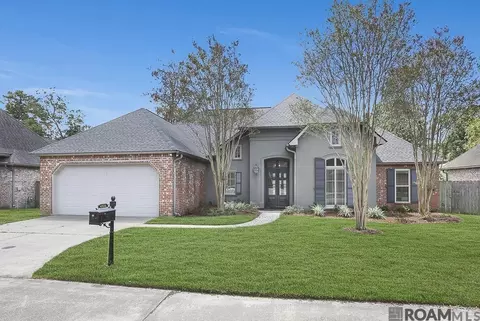 4928 Lura Ln, Baton Rouge, LA 70809